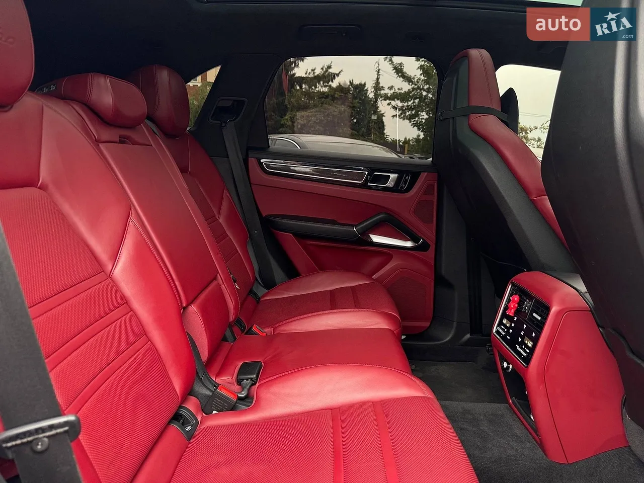 Позашляховик / Кросовер Porsche Cayenne 2018 в Харкові фото 33