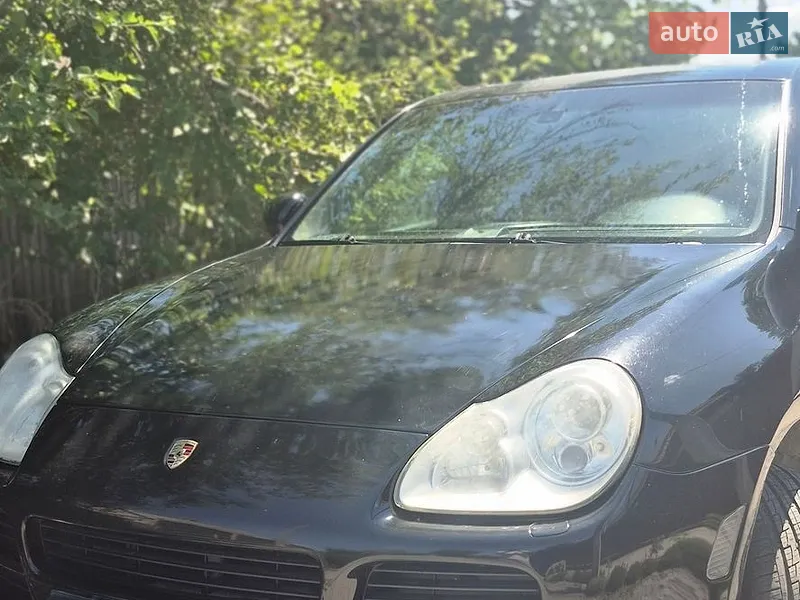 Porsche Cayenne 2004