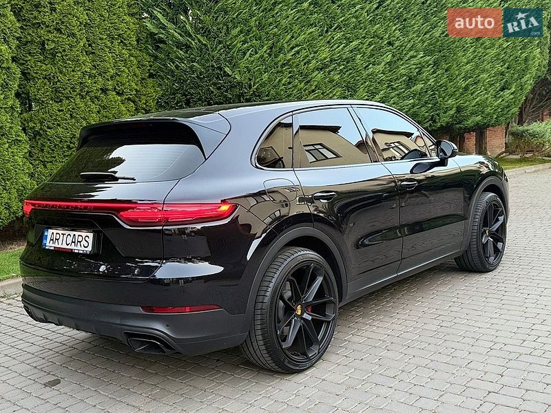 Позашляховик / Кросовер Porsche Cayenne 2019 в Одесі
