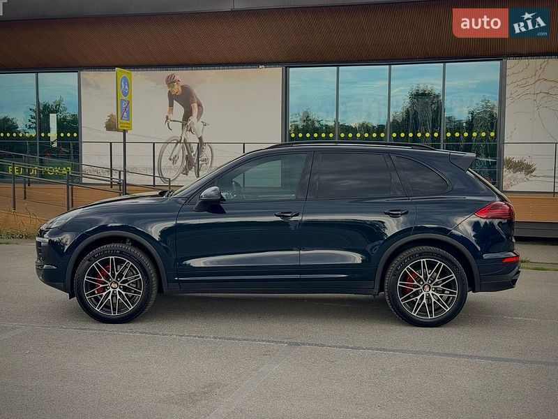 Позашляховик / Кросовер Porsche Cayenne 2017 в Києві