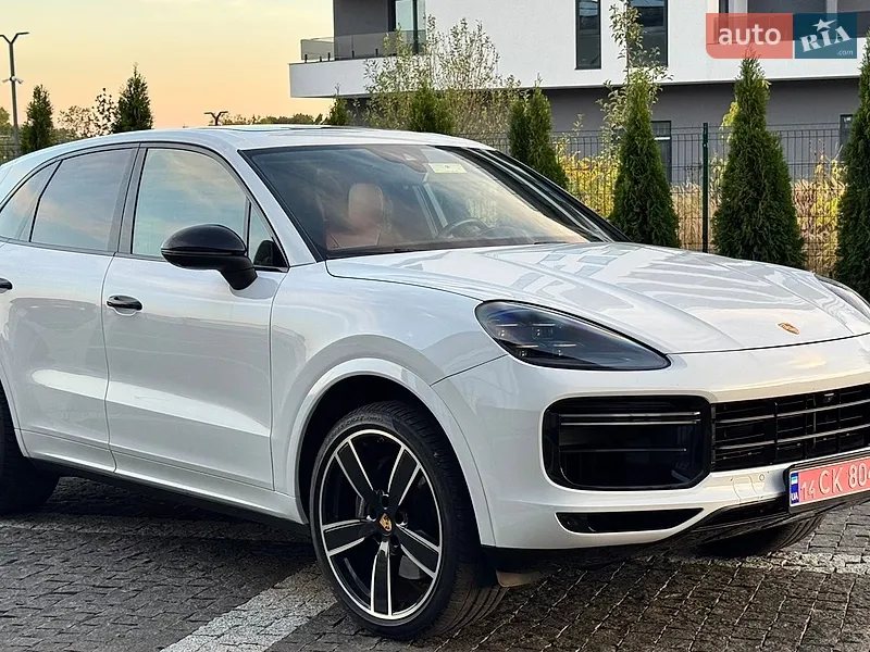 Porsche Cayenne 2023