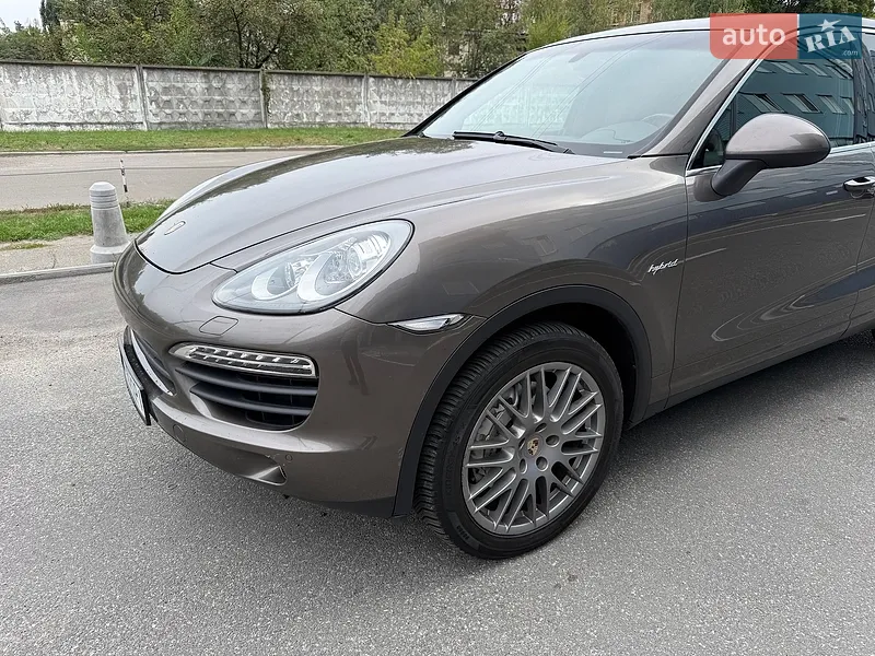 Porsche Cayenne 2012