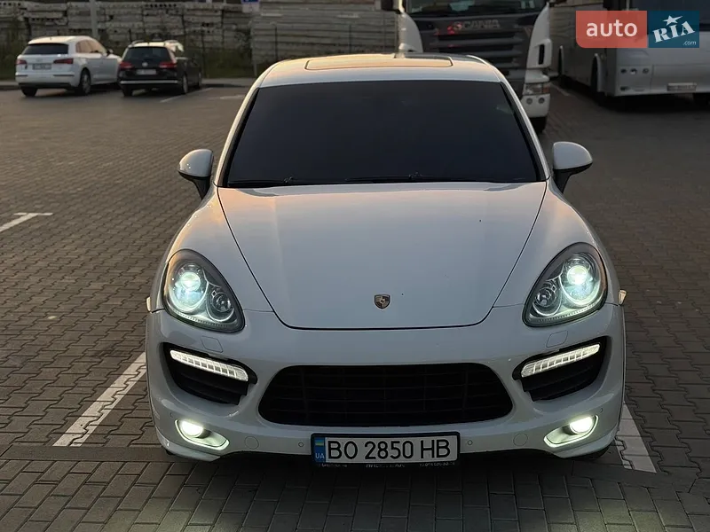 Porsche Cayenne 2010