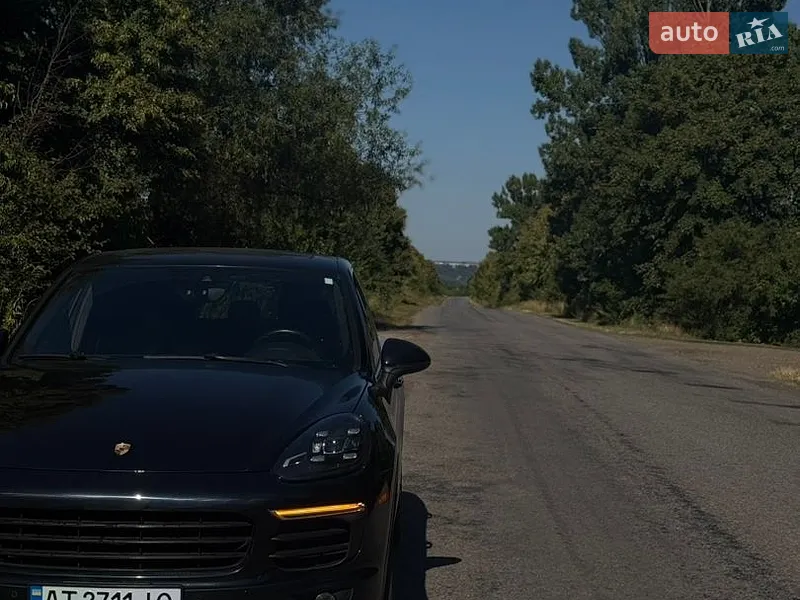Porsche Cayenne 2016