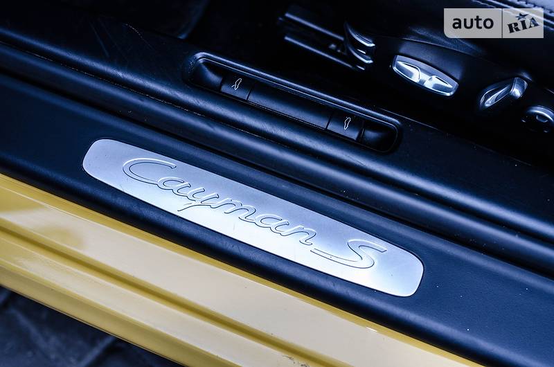 Купе Porsche Cayman 2007 в Киеве