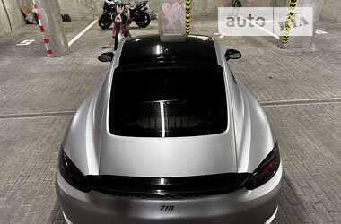 Купе Porsche Cayman 2019 в 