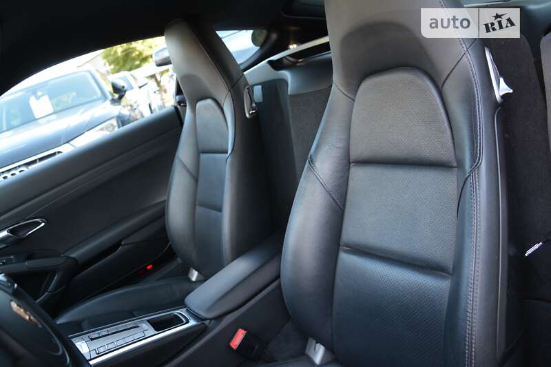 Купе Porsche Cayman 2013 в Киеве