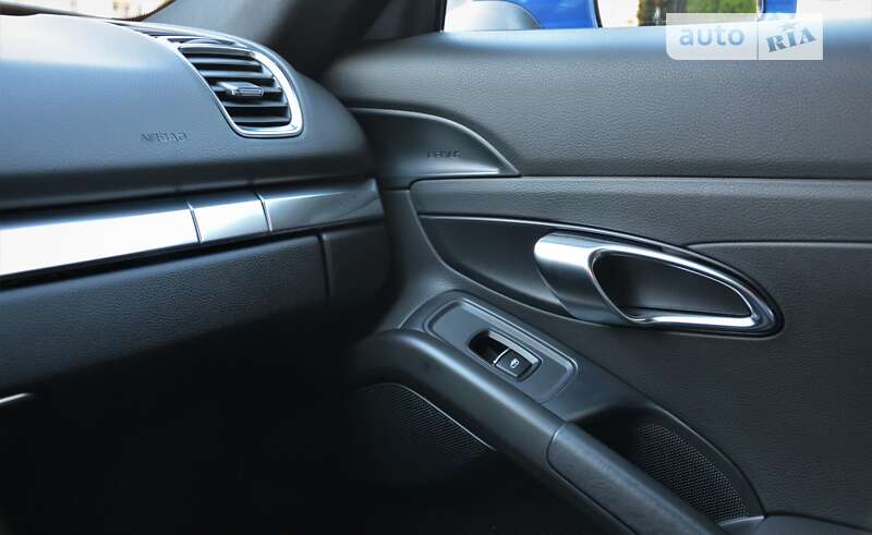 Купе Porsche Cayman 2013 в Киеве