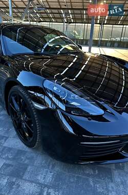 Купе Porsche Cayman 2017 в 