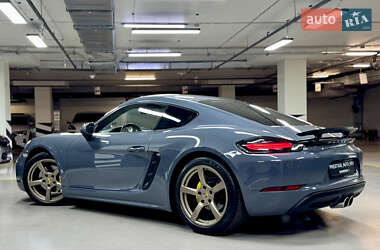 Купе Porsche Cayman 2018 в 