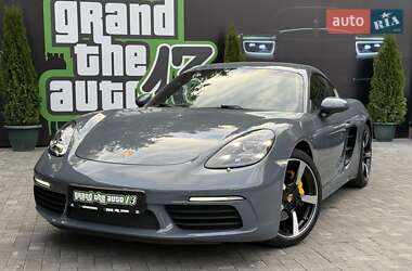 Купе Porsche Cayman 2018 в 