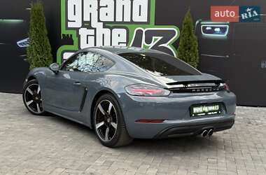 Купе Porsche Cayman 2018 в 