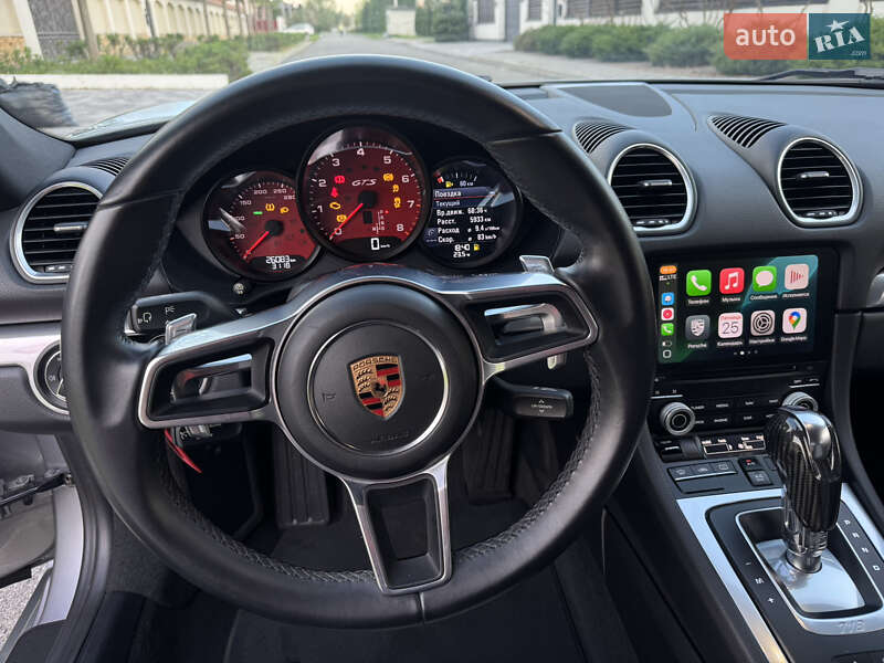 Купе Porsche Cayman 2018 в Киеве