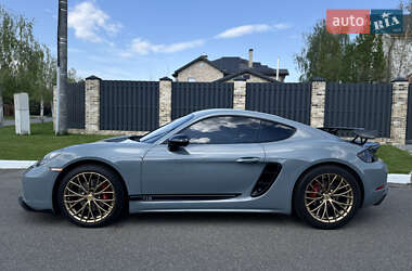 Купе Porsche Cayman 2018 в 
