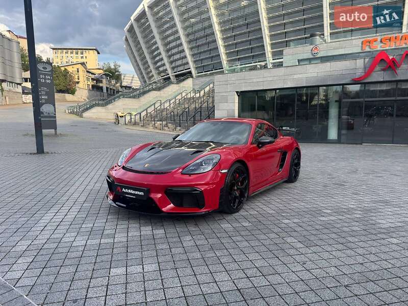 Купе Porsche Cayman 2018 в Киеве