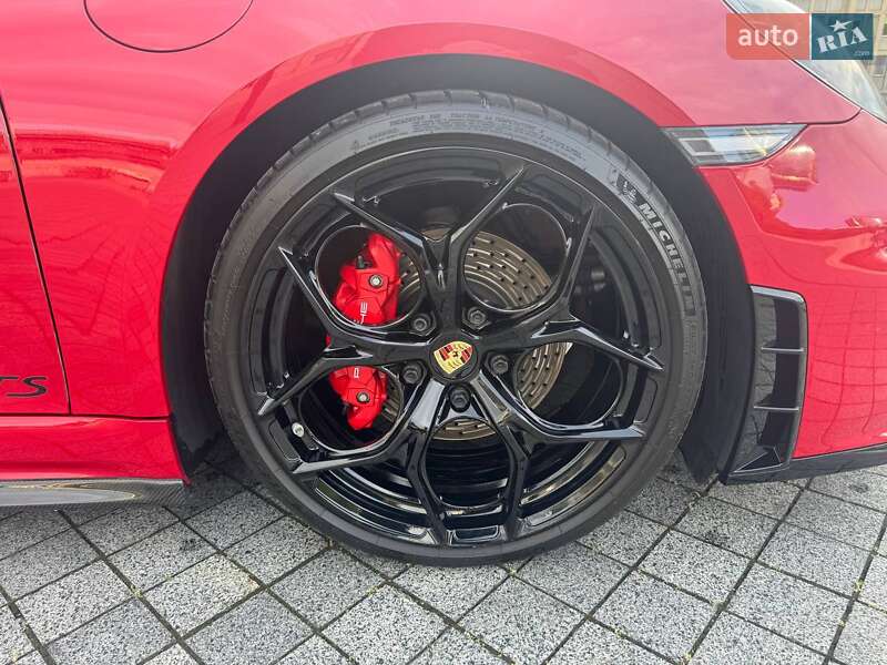 Купе Porsche Cayman 2018 в Киеве