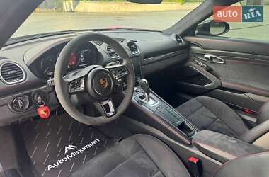 Купе Porsche Cayman 2018 в 