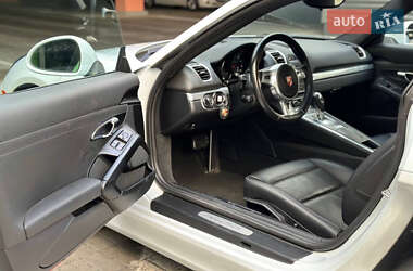 Купе Porsche Cayman 2016 в 