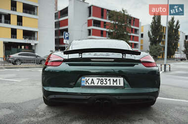 Купе Porsche Cayman 2015 в 