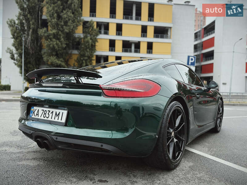Купе Porsche Cayman 2015 в Киеве