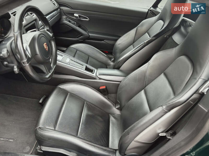 Купе Porsche Cayman 2015 в Киеве