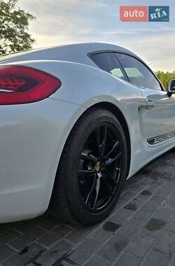 Купе Porsche Cayman 2014 в 