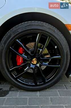 Купе Porsche Cayman 2014 в 