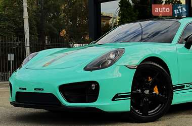 Купе Porsche Cayman 2014 в 