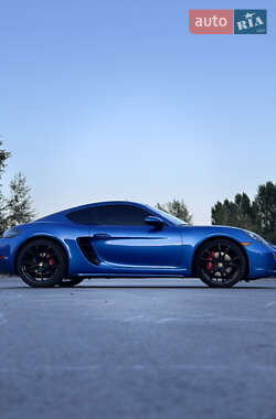Porsche Cayman 2017