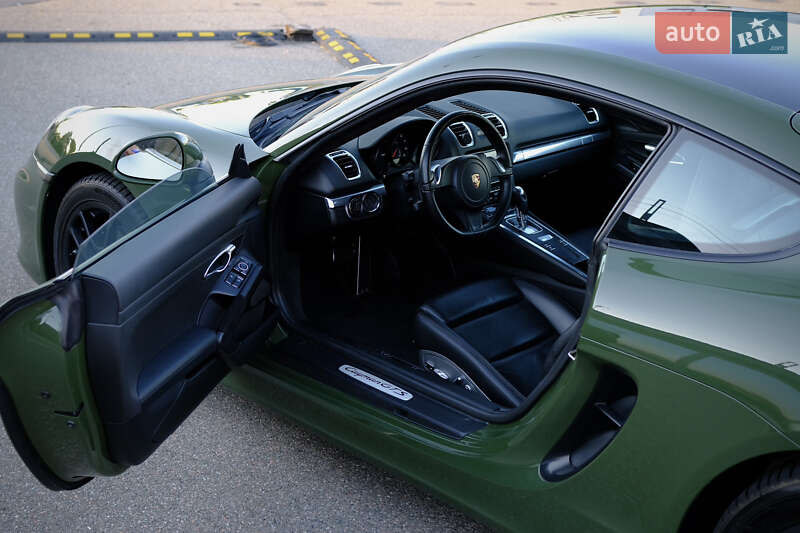 Купе Porsche Cayman 2013 в Киеве