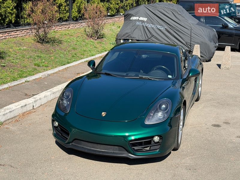Купе Porsche Cayman 2015 в Киеве