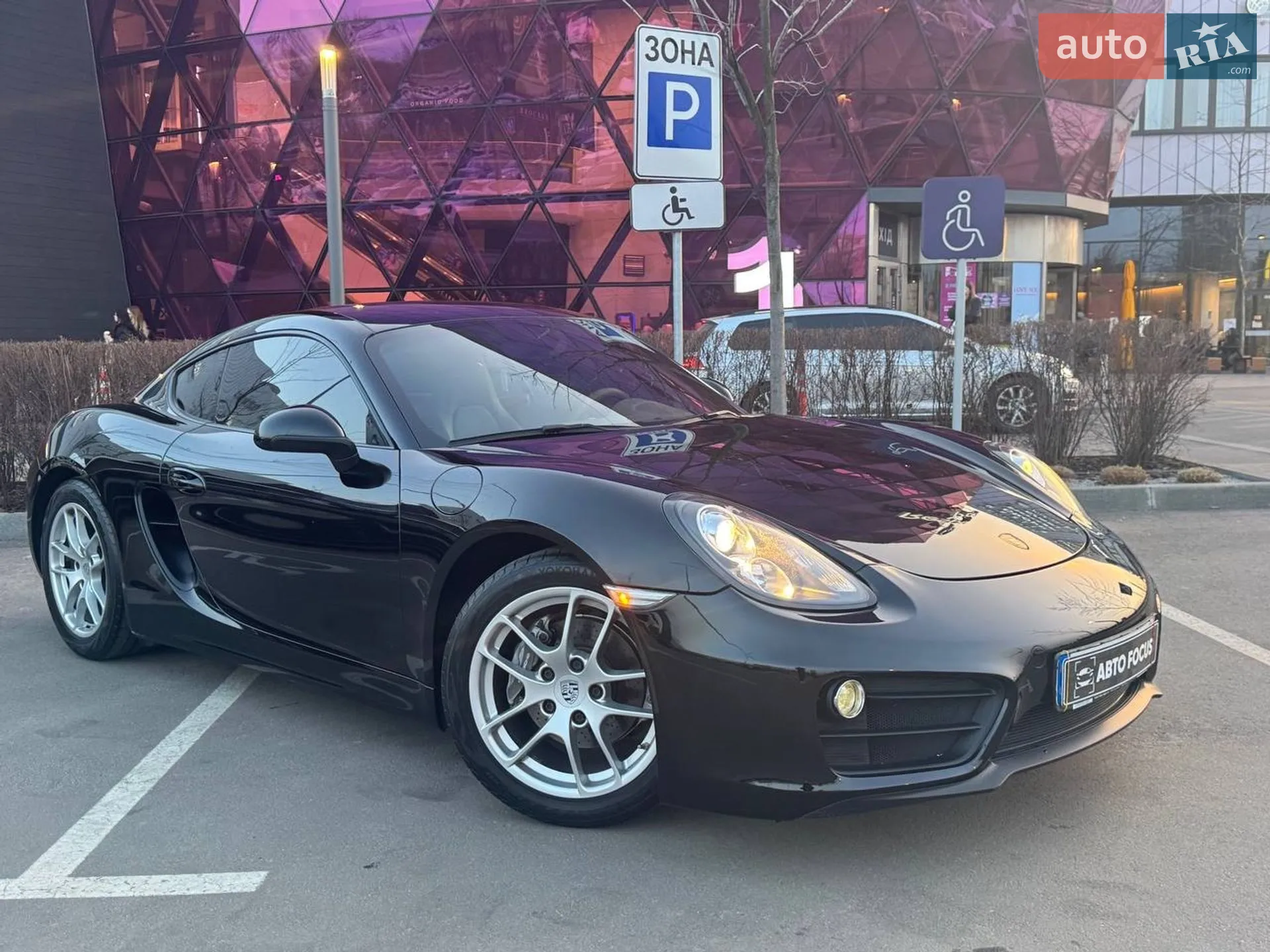 Porsche Cayman 2014
