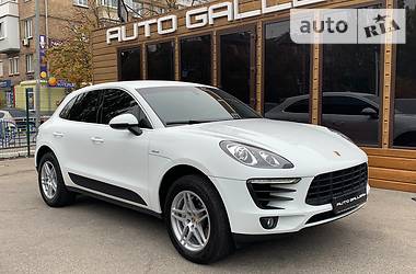 Внедорожник / Кроссовер Porsche Macan 2014 в Киеве