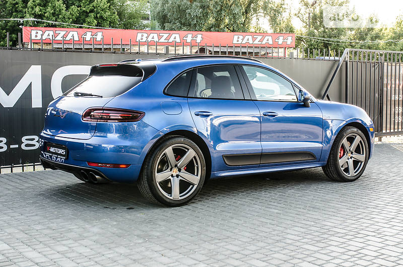 Позашляховик / Кросовер Porsche Macan 2016 в Києві