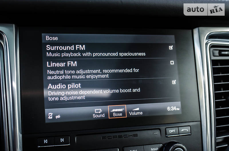 Позашляховик / Кросовер Porsche Macan 2016 в Києві