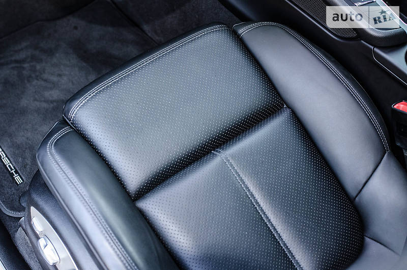 Позашляховик / Кросовер Porsche Macan 2016 в Києві