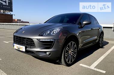 Внедорожник / Кроссовер Porsche Macan 2014 в 