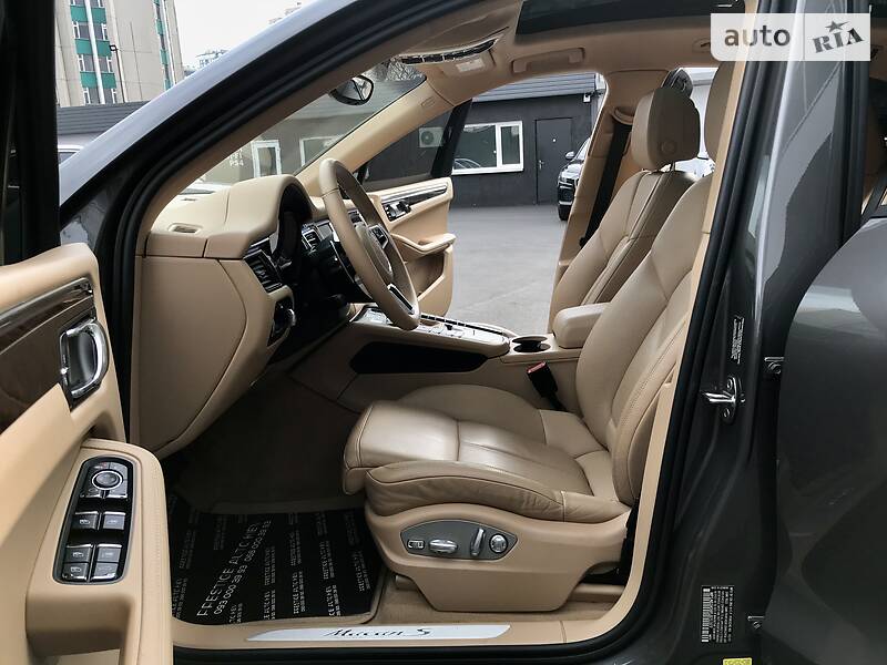 Позашляховик / Кросовер Porsche Macan 2015 в Києві фото 42 Позашляховик / Кросовер Porsche Macan 2015 в Києві