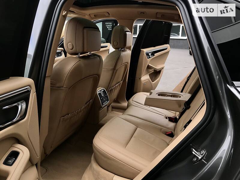 Позашляховик / Кросовер Porsche Macan 2015 в Києві фото 55 Позашляховик / Кросовер Porsche Macan 2015 в Києві