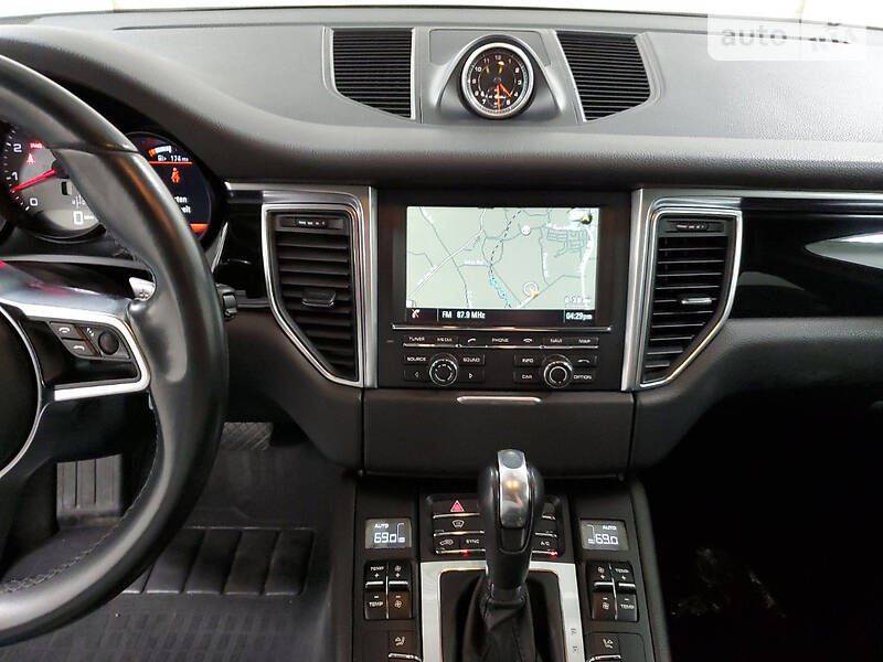 Внедорожник / Кроссовер Porsche Macan 2014 в Киеве