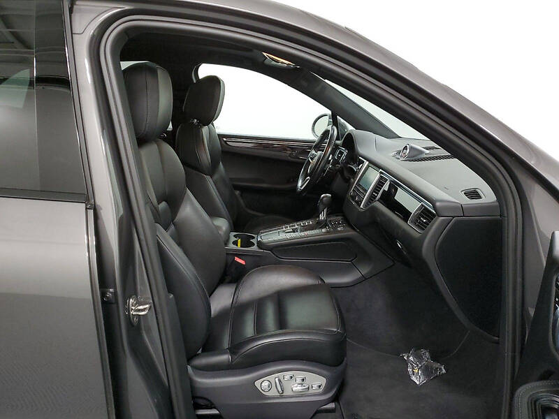 Внедорожник / Кроссовер Porsche Macan 2014 в Киеве