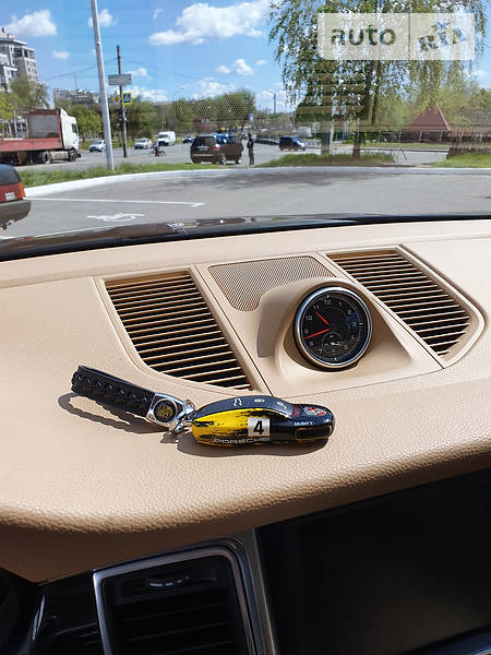 Внедорожник / Кроссовер Porsche Macan 2014 в Харькове фото 15 Внедорожник / Кроссовер Porsche Macan 2014 в Харькове