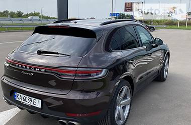 Позашляховик / Кросовер Porsche Macan 2019 в 
