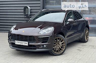 Porsche Macan 2015