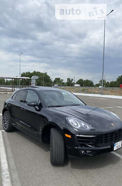 Внедорожник / Кроссовер Porsche Macan 2018 в 