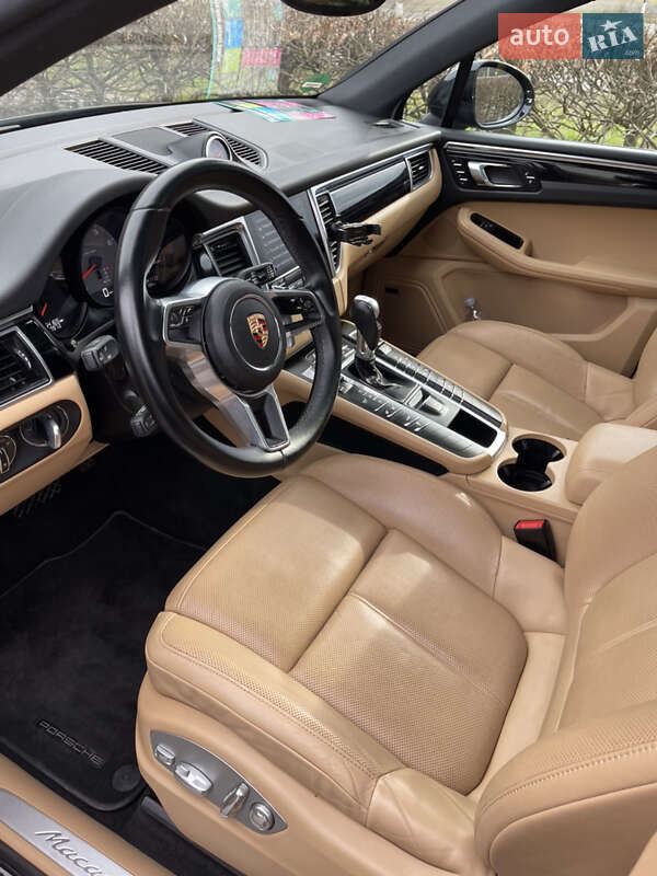 Внедорожник / Кроссовер Porsche Macan 2017 в Харькове