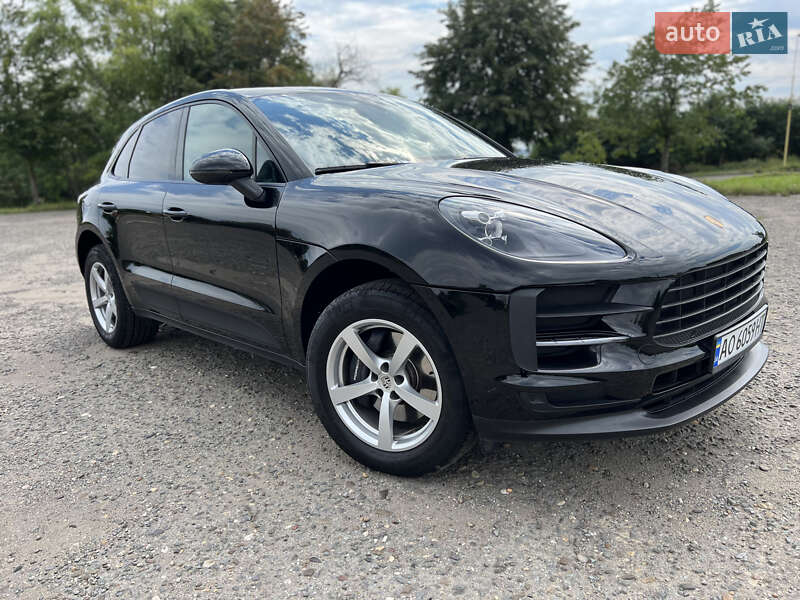 Внедорожник / Кроссовер Porsche Macan 2020 в 