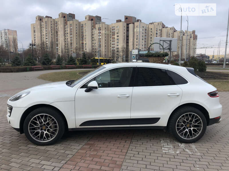 Позашляховик / Кросовер Porsche Macan 2014 в Києві