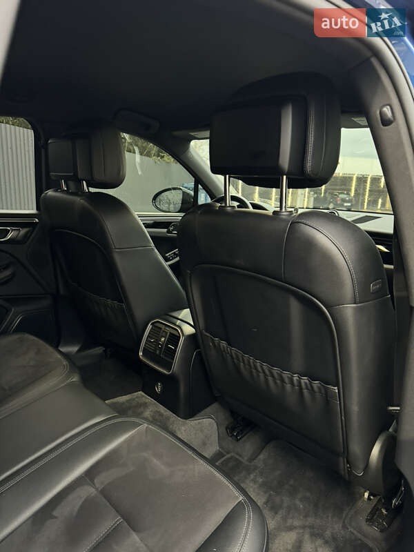 Позашляховик / Кросовер Porsche Macan 2016 в Ужгороді фото 14 Позашляховик / Кросовер Porsche Macan 2016 в Ужгороді