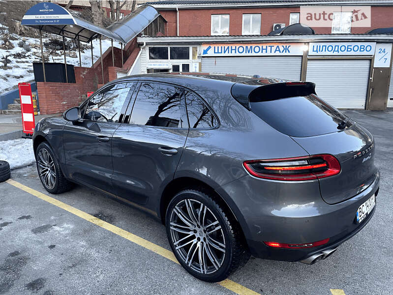 Позашляховик / Кросовер Porsche Macan 2014 в Львові